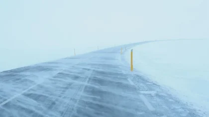 Обстановка на трассах ухудшится из-за метели в шести областях Казахстана