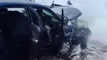 Четыре человека погибли в лобовом столкновении двух авто на трассе в области Абай