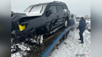 Оставленный на автомойке Toyota Land Cruiser павлодарец нашел на месте ДТП