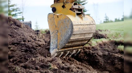 Экскаватор с рабочим затонул в Акмолинской области