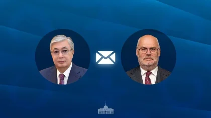 Токаев поздравил президента Эстонии Алара Кариса с Днем независимости