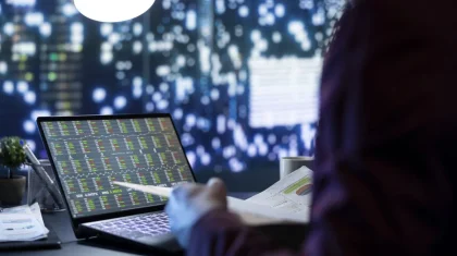 Обещал прибыль в 500%: житель Актау получил от доверчивых женщин 39,5 млн тенге