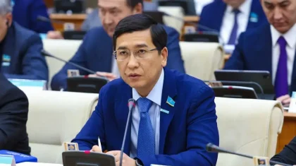 Закон о статусе педагога дополнят новыми нормами