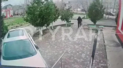 Женщина сбила двух школьников и пыталась скрыться в Туркестанской области (ВИДЕО)