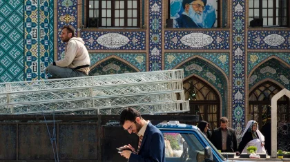 Похороны аятоллы Хаменеи в последний момент отложили на неопределенный срок