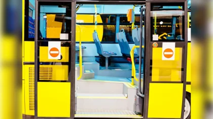 Школьница, выходя из автобуса, получила перелом в Кокшетау