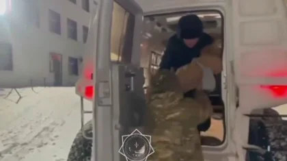 Из занесенного снегом села эвакуировали годовалого ребенка в Актюбинской области