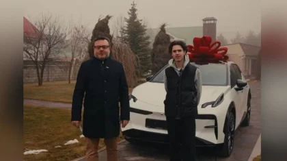 Михаилу Шайдорову подарили еще один автомобиль