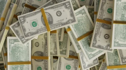 Курс доллара на KASE опустился до 491 тенге