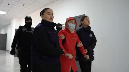 Акбаян Мукангалиеву, чью семью убили в Атырауской области, поместили в психбольницу (ВИДЕО)