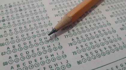 Пороговый балл на мартовском ЕНТ набрали почти 58% абитуриентов