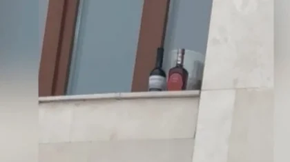 Бутылки в окне кабинета прокуратуры в Семее: как наказали сотрудников