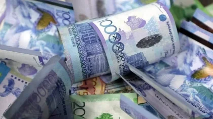 114 млрд тенге выделено на пособия многодетным семьям в Казахстане