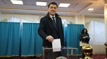 Казахстанцы решают, каким будет будущее страны – Ерлан Карин