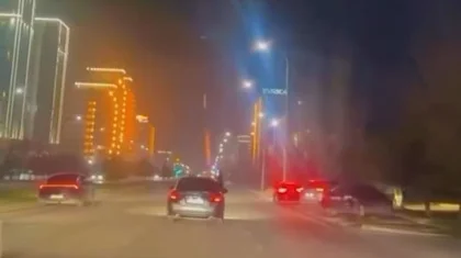 «Хотел поздравить друга с днем рождения»: парень запустил салюты из движущегося авто в Шымкенте (ВИДЕО)