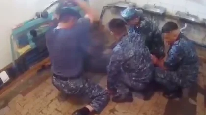 Пытки в колонии Атбасара: отменен второй оправдательный приговор 12 сотрудникам КУИС