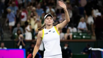 Рыбакина пробилась в 1/8 финала престижного турнира в Майами