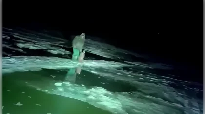 Мужчина провалился под лед в Петропавловске (ВИДЕО)