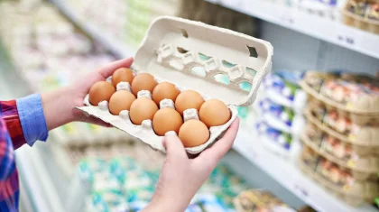 Недовес куриных яиц выявили в крупной сети супермаркетов в Казахстане