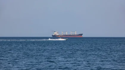 Иран закрыл Ормузский пролив в ответ на удары Израиля по Ливану