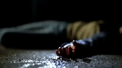 Мужчина изрезал ножом женщину в магазине в области Улытау