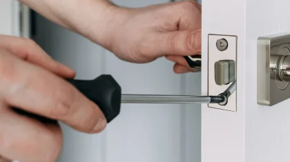 Оставил себе ключ: мастер по замкам обокрал квартиру в Жамбылской области