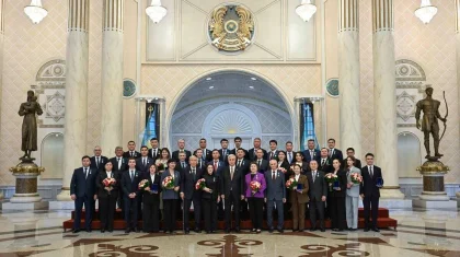 Токаев вручил госнаграды ученым Казахстана: названы их имена