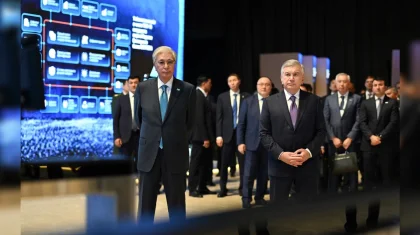 Токаев и Мирзиёев посетили AI-хакатон в Бухаре