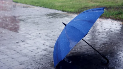 Штормовое предупреждение объявили почти по всему Казахстану на 13 апреля