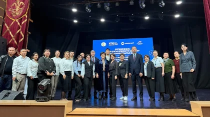 Марафон чтения книг в Костанае: госслужащие региона успешно совмещают работу и самообразование⠀