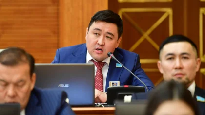 Депутат Сарсенгалиев призвал проверить организации «биев» на предмет нарушения закона