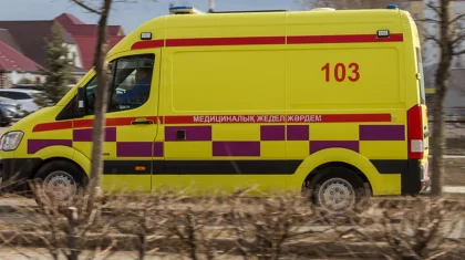 Мужчина скончался на остановке в Усть-Каменогорске