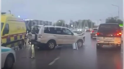 ДТП с пятью машинами произошло в Алматинской области (ВИДЕО)