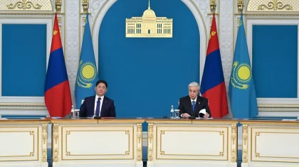 Токаев и Хурэлсух провели брифинг в Акорде: ключевые заявления и договоренности
