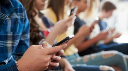 Япония готовит ограничения для детей в соцсетях