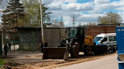 Погрузчик задавил пешехода насмерть в Костанае