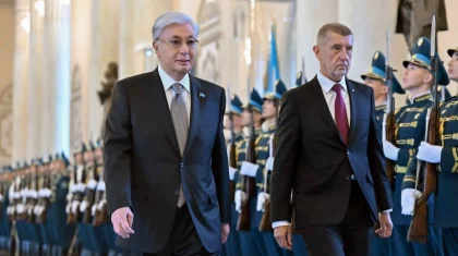 Токаев торжественно встретил премьер-министра Чехии в Акорде (ВИДЕО)