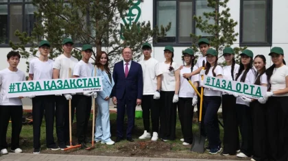 Более 100 тысяч выпускников школ внесли вклад в озеленение Казахстана
