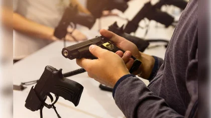 Краденый наган 1944 года нашли у казахстанца во время полицейского рейда