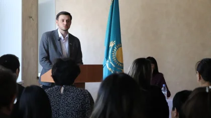 Секретарь партии «AMANAT» Александр Данилов встретился с партийным активом Рудного
