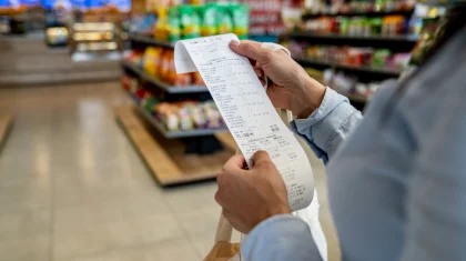 Инфляция в Казахстане за апрель: как изменились цены на продукты, товары и услуги
