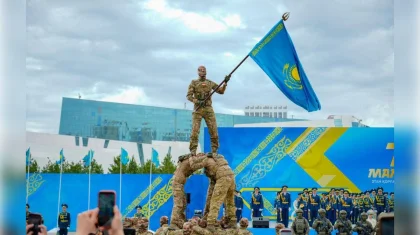 Робопсы, дроны и марши: как в Астане отметили День защитника Отечества (ФОТО)