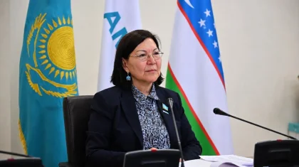 Женское крыло «AMANAT» провело онлайн-встречу со студентами, обучающимися в Узбекистане