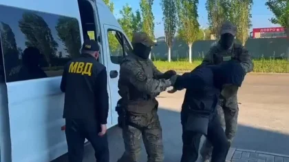 Вымогал деньги у студентов-иностранцев: задержание с участием спецназа в Актобе (ВИДЕО)