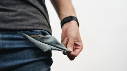 Более 1,2 тысячи казахстанских работников не получали зарплату