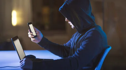 Казахстанцу вынесли приговор за незаконное изменение кодов мобильных устройств