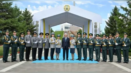 «Это огромное доверие»: Токаев о новых званиях выпускников военных учебных заведений (ФОТО)
