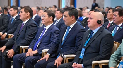 Власть и бизнес должны открыто обсуждать проблемы и совместно искать решения, считает президент