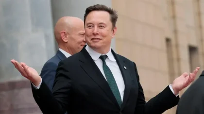 Илон Маск стал первым триллионером в истории после выхода SpaceX на биржу