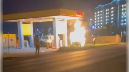Три человека сгорели в автомобиле на заправке в Актобе (ВИДЕО)